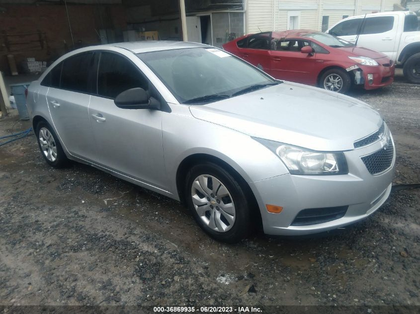 2014 CHEVROLET CRUZE LS - 1G1PA5SH8E7186776