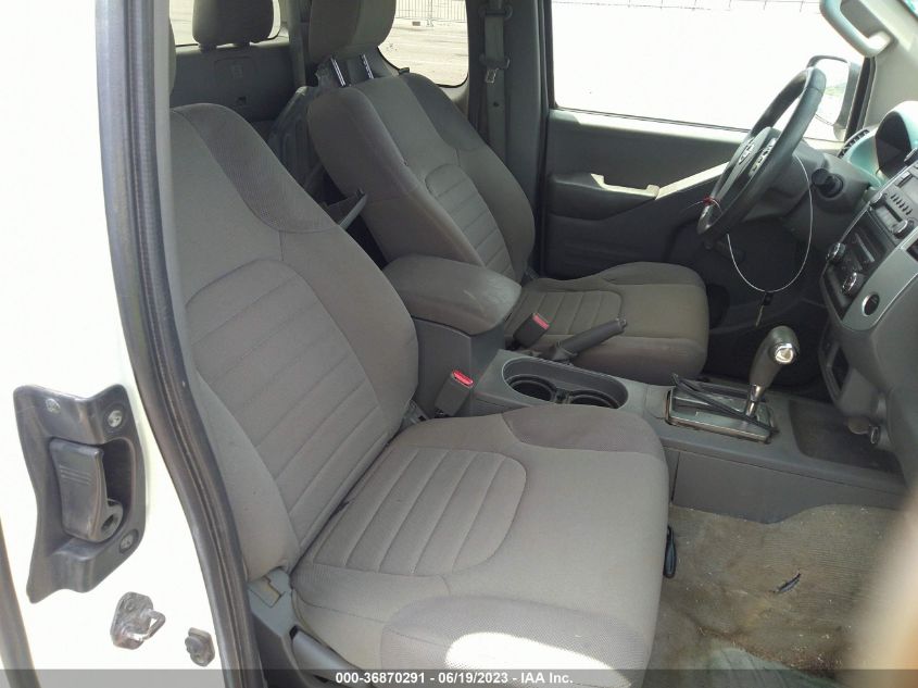 2015 NISSAN FRONTIER S - 1N6BD0CT0FN730955
