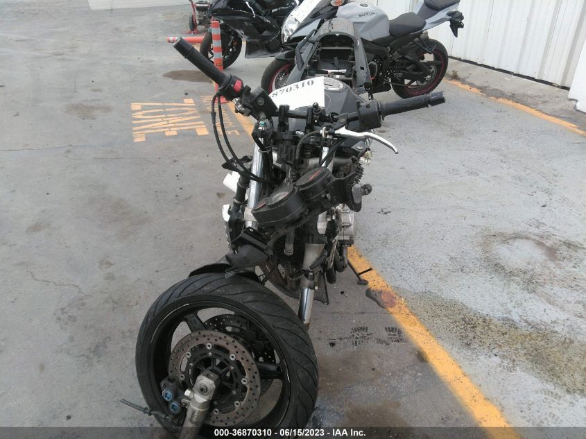 2001 YAMAHA FZS10 JYARN07E31A000933