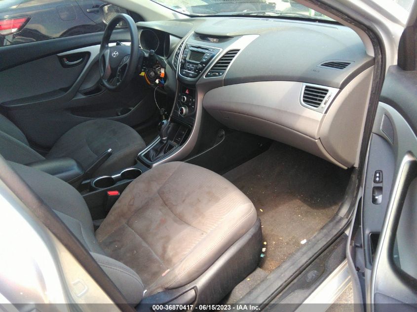 2015 HYUNDAI ELANTRA SE - 5NPDH4AE1FH645196