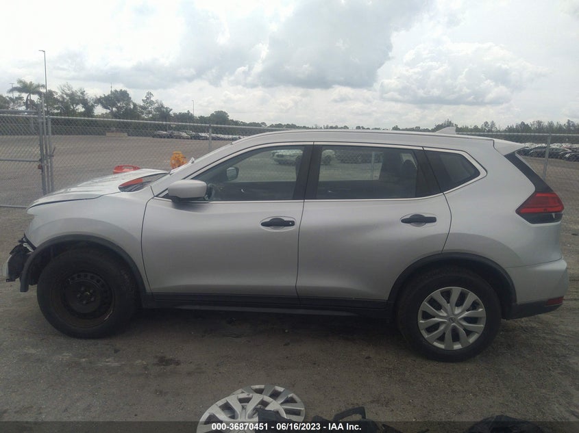 VIN KNMAT2MT7HP574609 2017 NISSAN ROGUE S