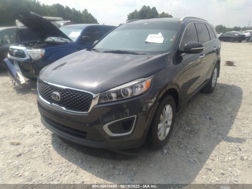 2018 KIA SORENTO LX - 5XYPG4A31JG430948