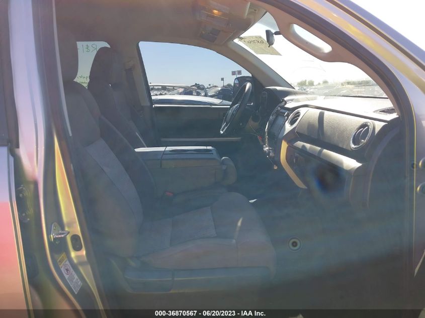 2017 TOYOTA TUNDRA 4WD SR5/TRD PRO - 5TFDW5F18HX667964