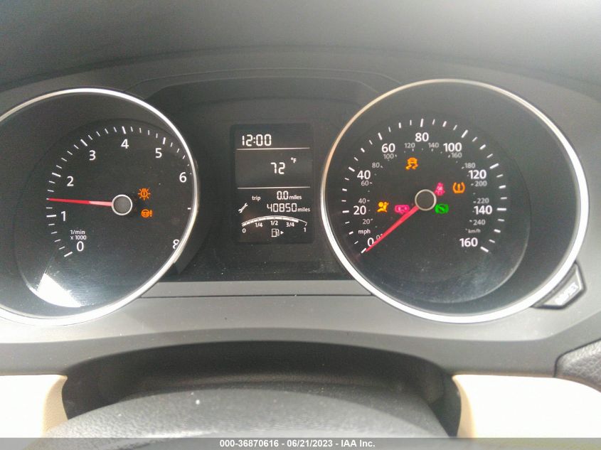 2018 VOLKSWAGEN JETTA 1.4T - 3VWDB7AJ7JM226074