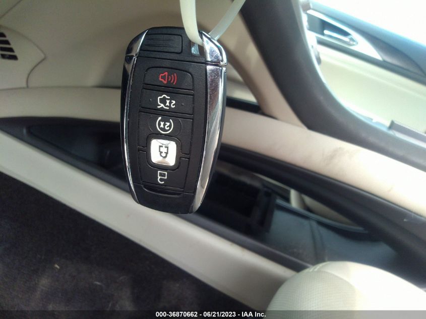 2017 LINCOLN MKZ HYBRID RESERVE - 3LN6L5MU1HR625252