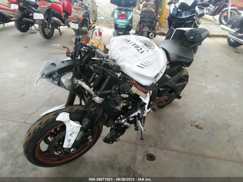 2019 YAMAHA YZFR6 JYARJ28E6KA005096