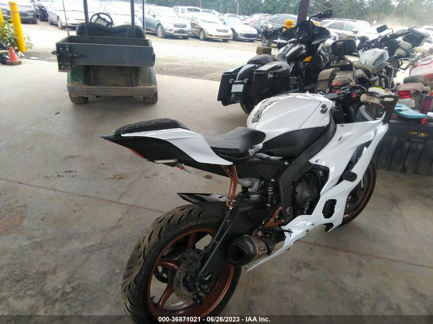 2019 YAMAHA YZFR6 JYARJ28E6KA005096