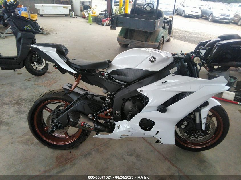 2019 YAMAHA YZFR6 JYARJ28E6KA005096
