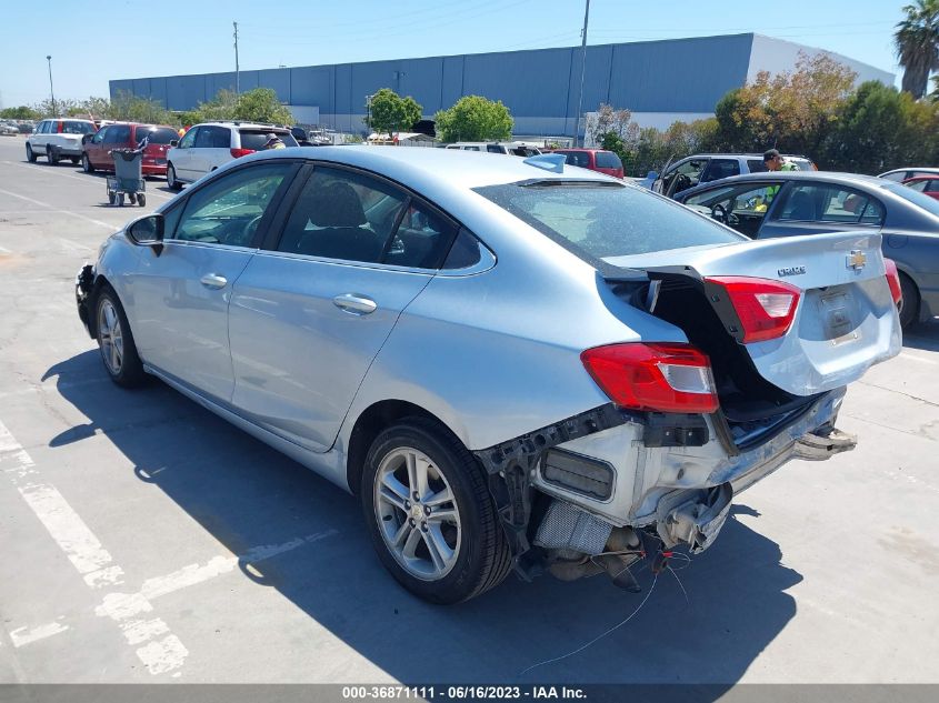 2018 CHEVROLET CRUZE LT - 1G1BE5SM8J7153041