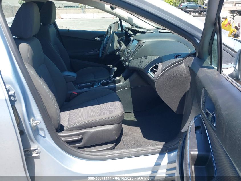 2018 CHEVROLET CRUZE LT - 1G1BE5SM8J7153041