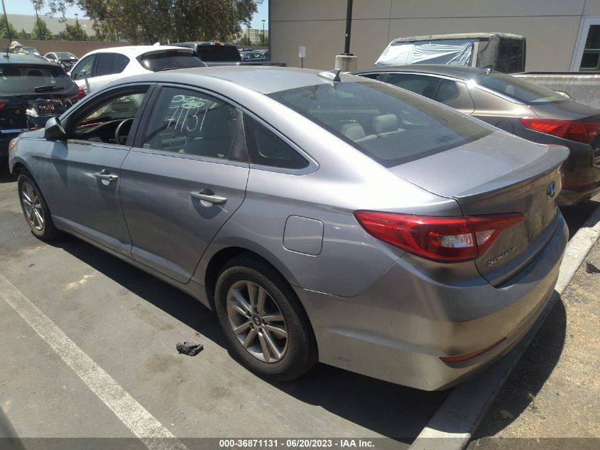 2015 HYUNDAI SONATA 2.4L SE - 5NPE24AF1FH156991