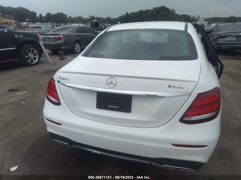 2019 MERCEDES-BENZ E-CLASS E 300 - WDDZF4JB8KA671433