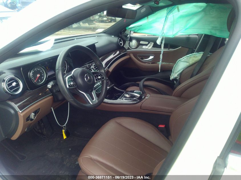 2019 MERCEDES-BENZ E-CLASS E 300 - WDDZF4JB8KA671433