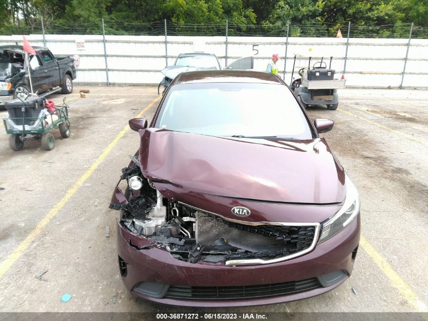 2017 KIA FORTE LX - 3KPFK4A79HE143541