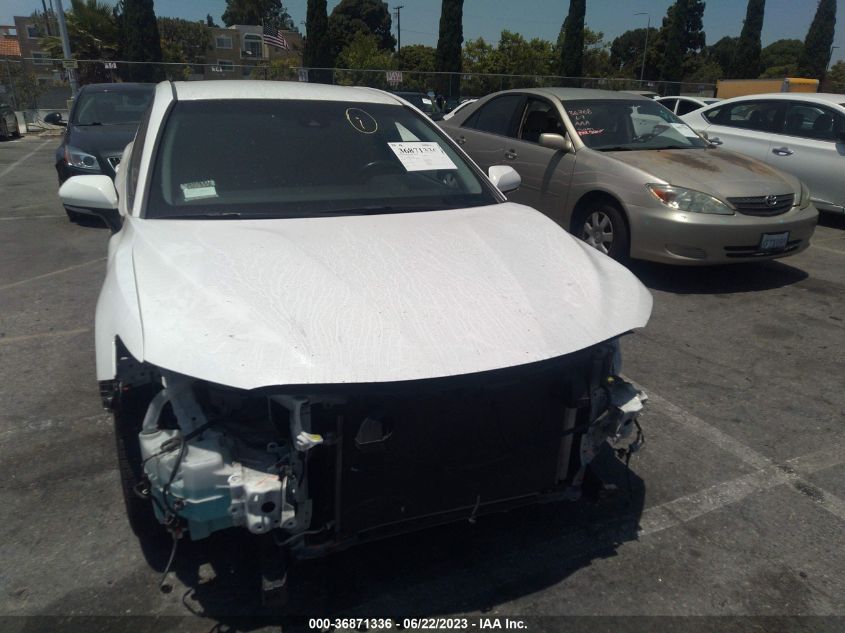2018 TOYOTA CAMRY LE/SE/XLE/L - 4T1B11HK8JU650993