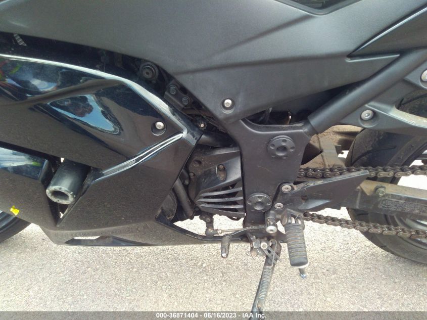 2011 KAWASAKI EX250 J - JKAEXMJ13BDA95260