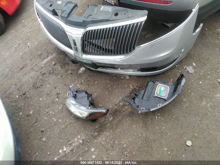 2013 LINCOLN MKT ECOBOOST - 2LMHJ5AT6DBL58651