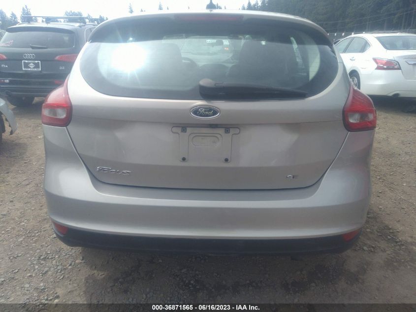 2015 FORD FOCUS SE - 1FADP3K25FL294831