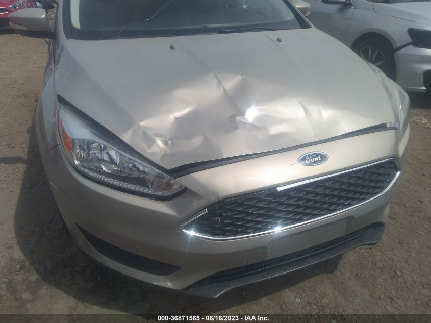 2015 FORD FOCUS SE - 1FADP3K25FL294831