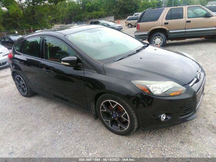 2014 FORD FOCUS SE - 1FADP3K27EL183017