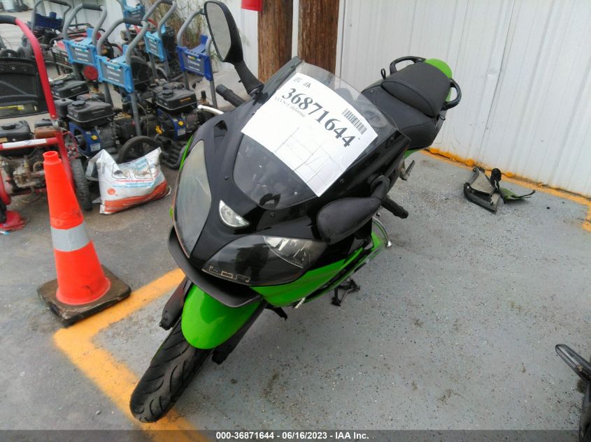 2000 KAWASAKI ZX600 J1 JKAZX4J1XYA009127