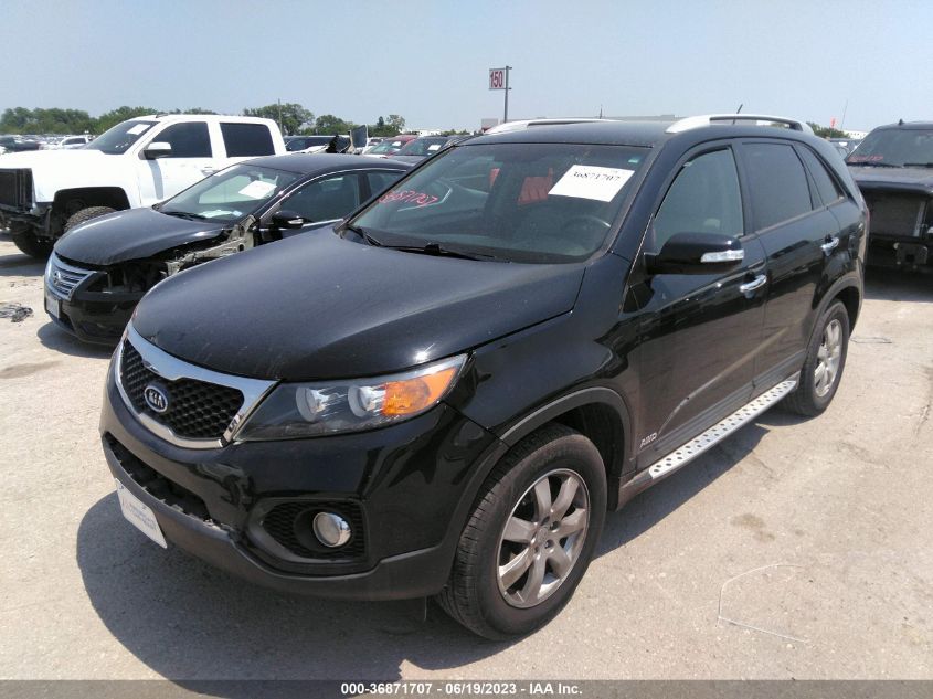 2013 KIA SORENTO LX - 5XYKTDA69DG330892