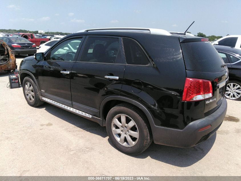 2013 KIA SORENTO LX - 5XYKTDA69DG330892