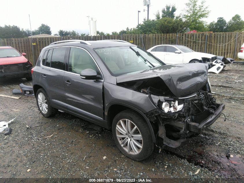 2013 VOLKSWAGEN TIGUAN SE - WVGAV3AX7DW602895