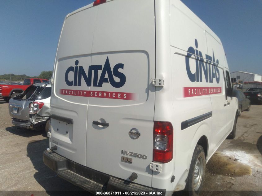 2015 NISSAN NV 2500 1N6BP0LY6FN809018