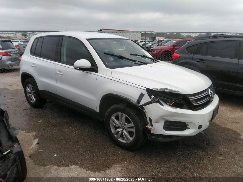 2014 VOLKSWAGEN TIGUAN S - WVGAV3AX6EW570166