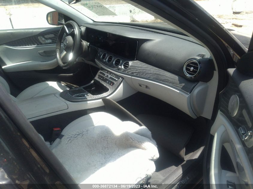 2021 MERCEDES-BENZ E-CLASS E 450 - W1KZF5KB9MA952082