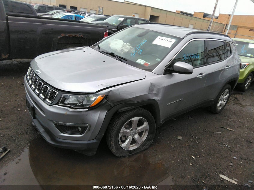 VIN 3C4NJDBB5KT648397 2019 JEEP COMPASS LATITUDE