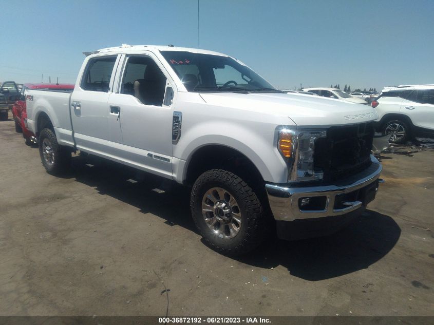 2017 FORD SUPER DUTY F-250 SRW LARIAT/PLATINUM - 1FT7W2BT4HEC85767