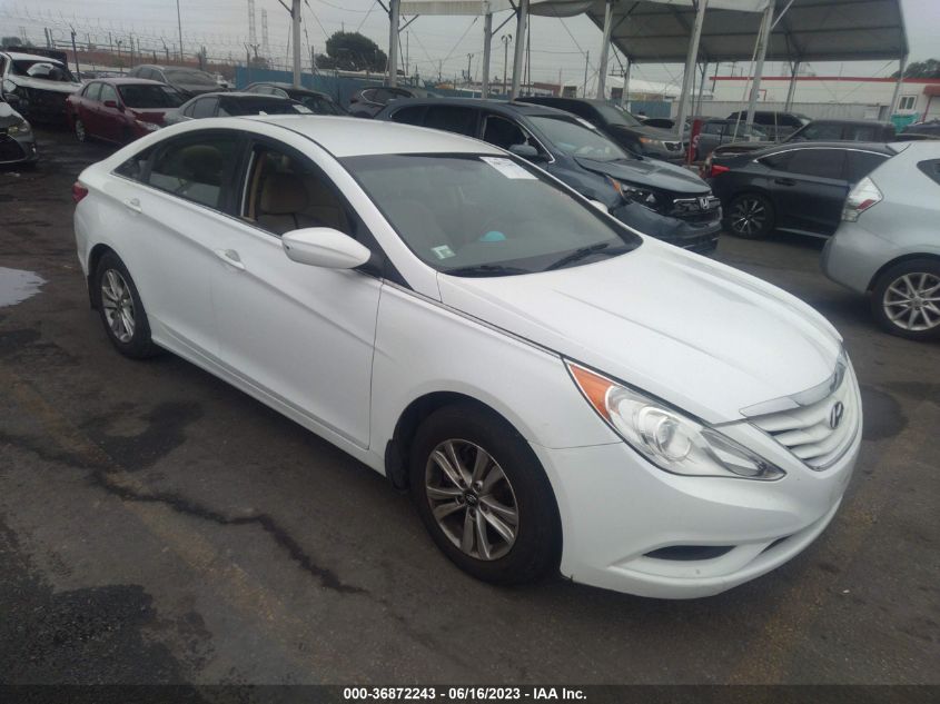 2013 HYUNDAI SONATA GLS PZEV - 5NPEB4AC1DH644521