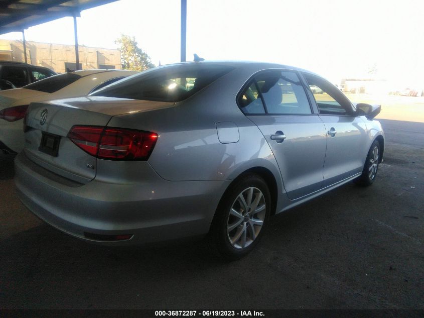 2015 VOLKSWAGEN JETTA SEDAN 1.8T SE - 3VWD17AJ5FM340309