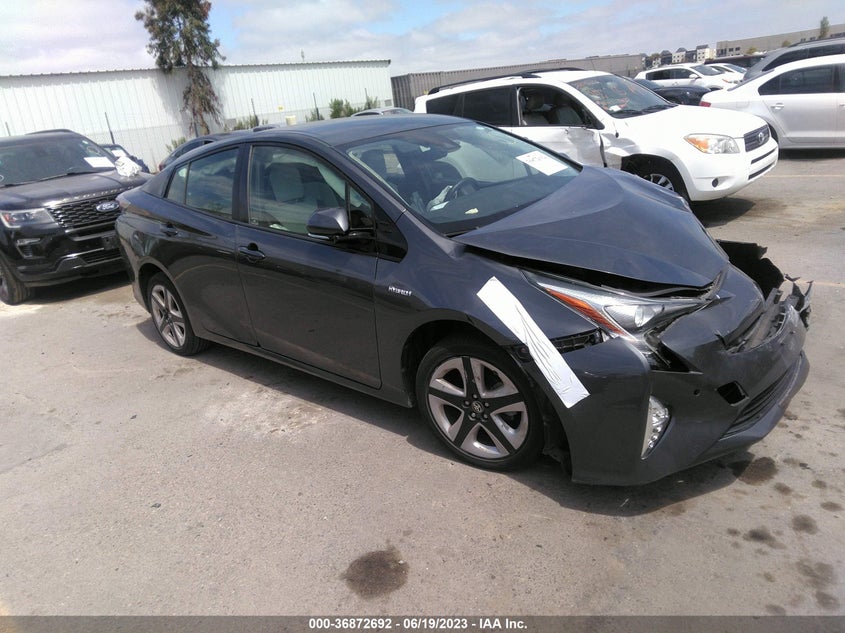 TOYOTA PRIUS 2017
