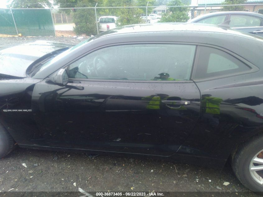 2015 CHEVROLET CAMARO LT - 2G1FD1E37F9203451