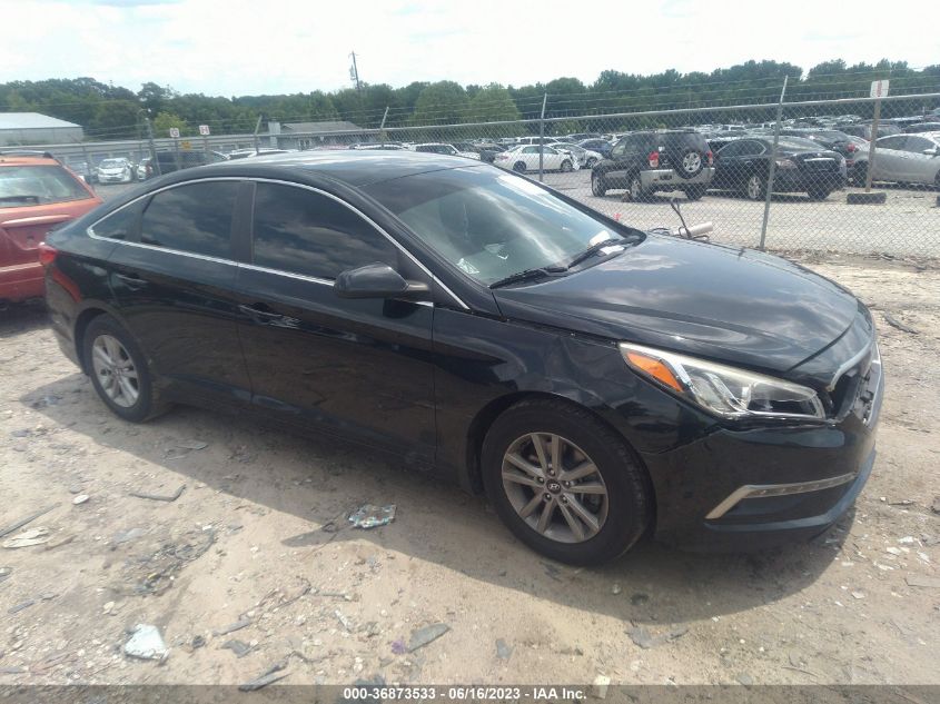 2015 HYUNDAI SONATA 2.4L SE - 5NPE24AF0FH187505