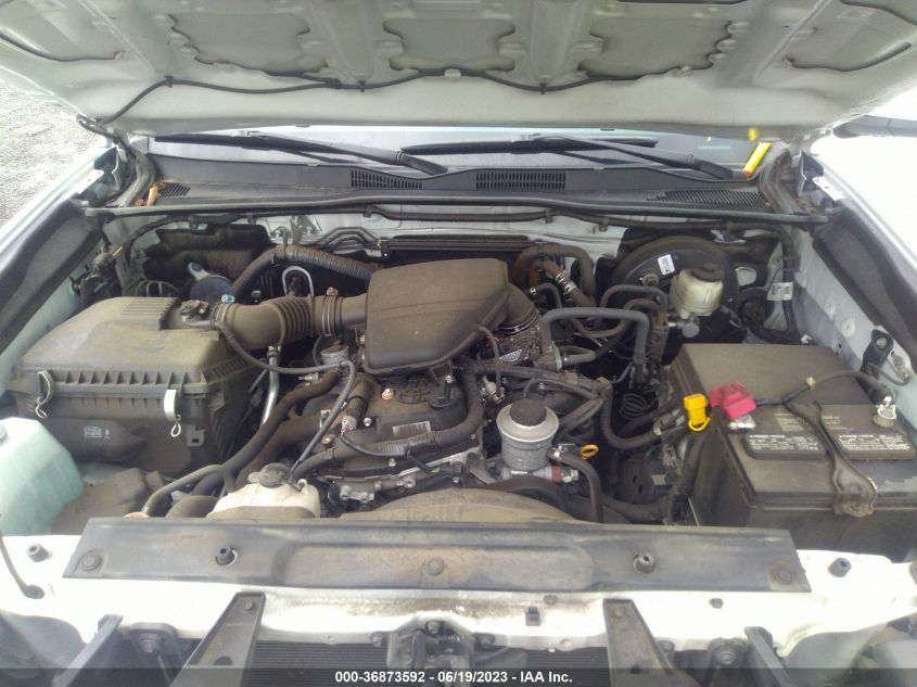 2017 TOYOTA TACOMA SR/SR5 - 5TFAX5GN5HX101665