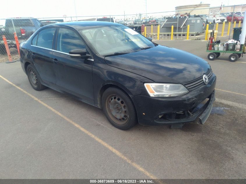 2013 VOLKSWAGEN JETTA SEDAN SE - 3VWDP7AJ9DM422734