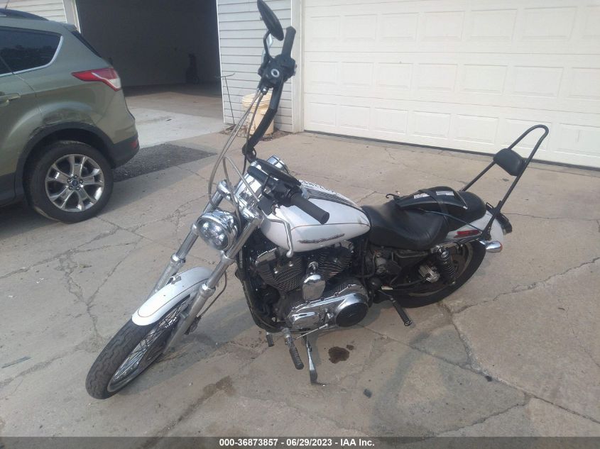 2007 HARLEY-DAVIDSON XL1200 C - 1HD1CT3107K454070