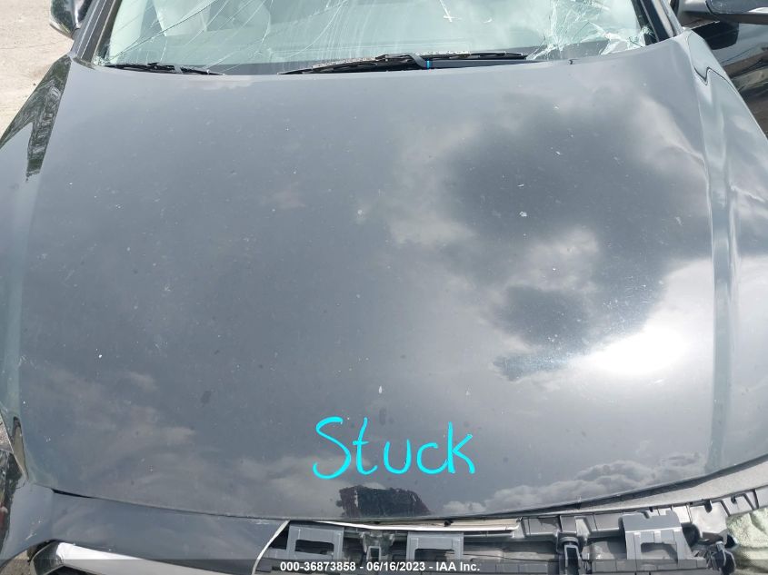 2016 HYUNDAI SONATA HYBRID LIMITED - KMHE34L15GA017885