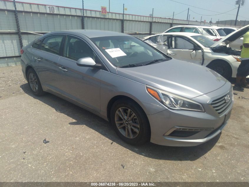 2015 HYUNDAI SONATA SE - 5NPE24AF3FH172075