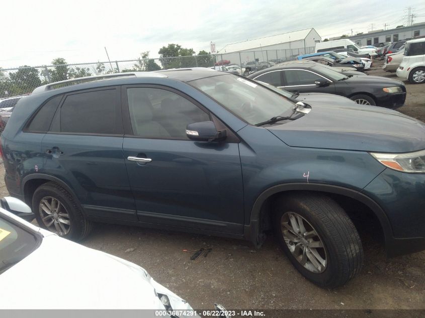 2014 KIA SORENTO LX - 5XYKT4A67EG518425