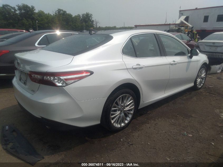 2020 TOYOTA CAMRY XLE - 4T1F11AK9LU895588