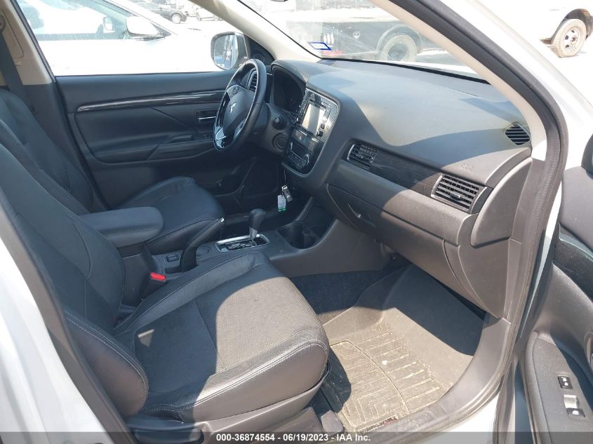 2016 MITSUBISHI OUTLANDER SE/SEL - JA4AD3A38GZ060093