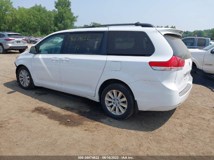 5TDJK3DC9ES074297 2014 TOYOTA SIENNA, photo no. 3