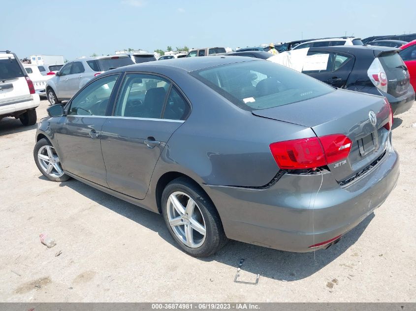 2013 VOLKSWAGEN JETTA SEDAN SE - 3VWDX7AJ6DM440396