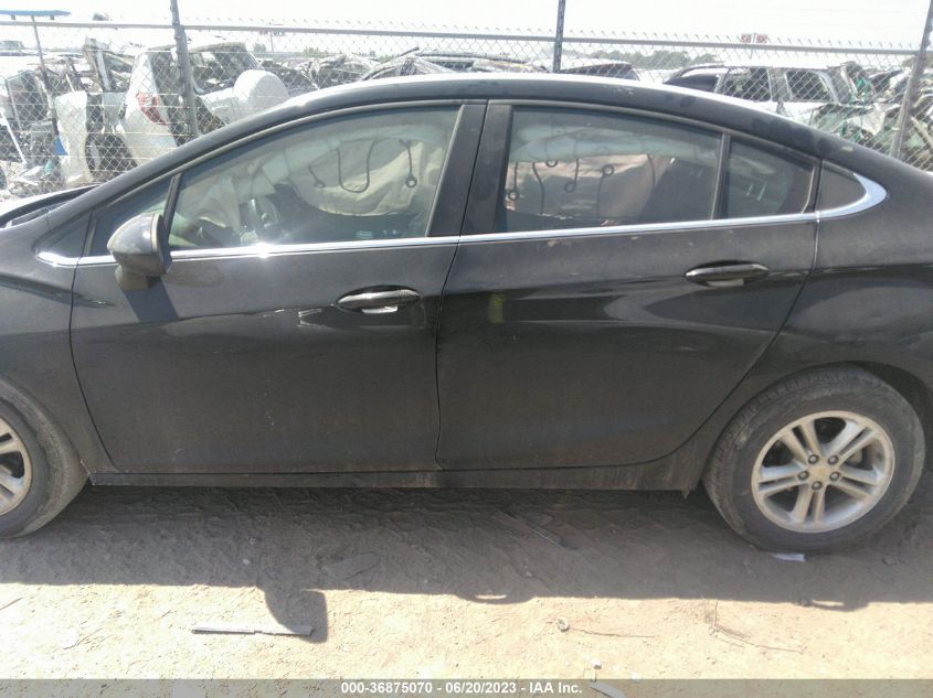 2017 CHEVROLET CRUZE LT - 1G1BE5SM8H7242974