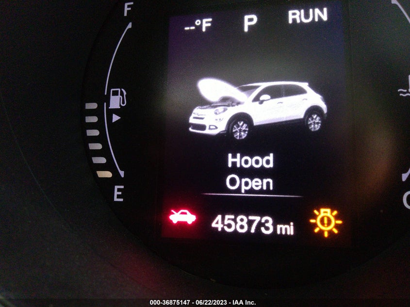 VIN ZFBCFXABXJP683034 2018 FIAT 500X POP